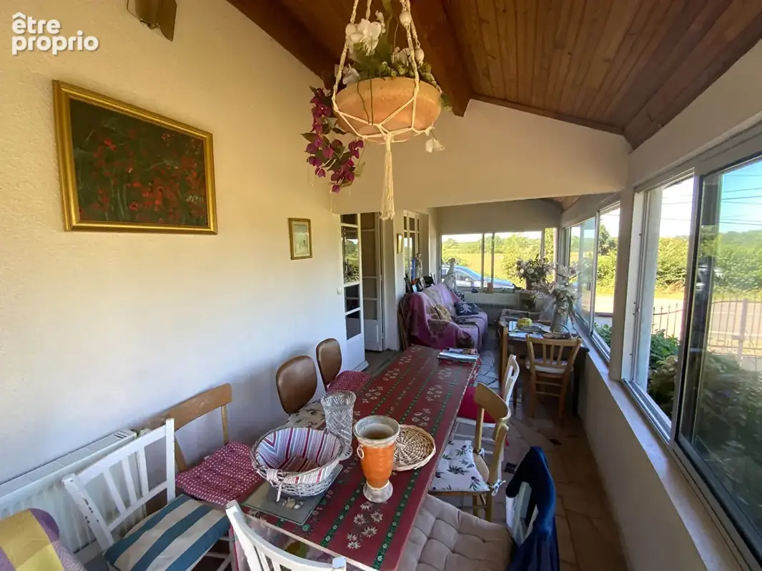 SAINT-EMILAND - Proche gare TGV - Maison de village de 139 m² hab. (3 chambres) avec dépendances (90 m²) - photo 13