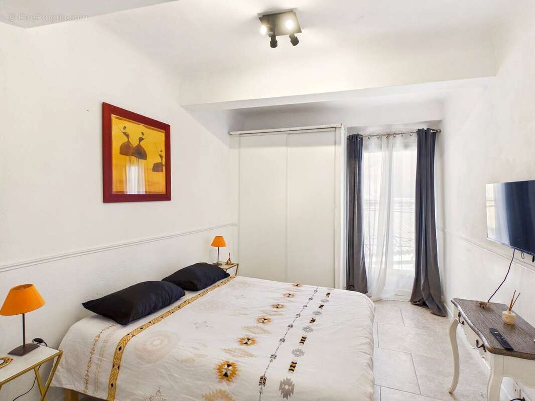 Maison à POURRIERES