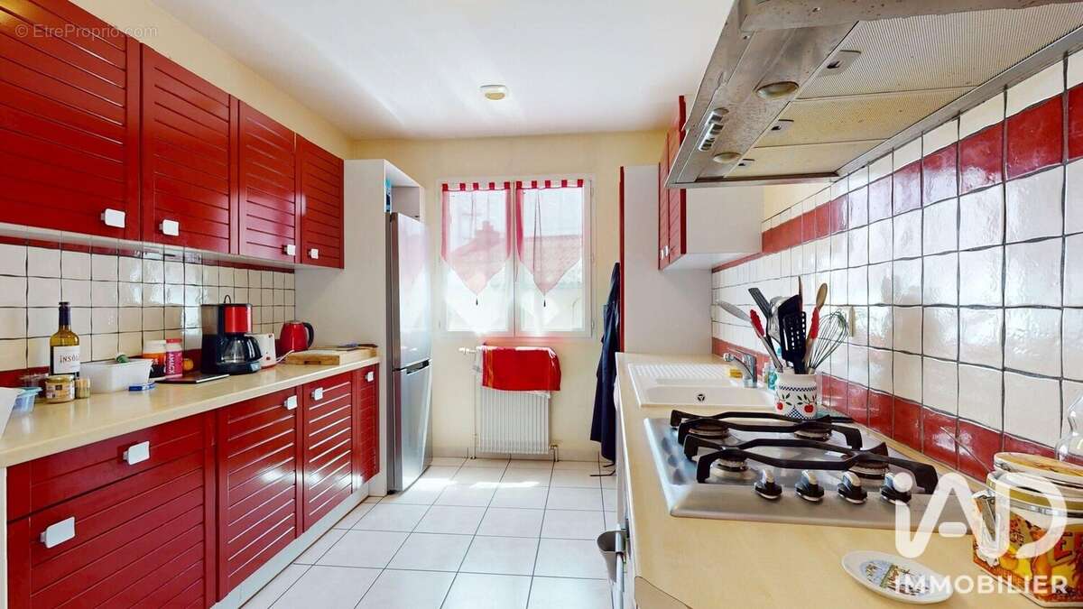 Maison 134 m² à Enval  - photo 6