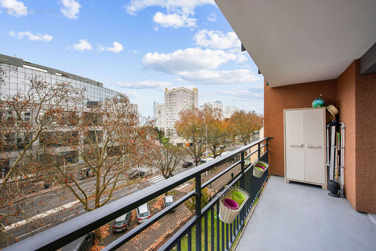 Appartement à NANTERRE
