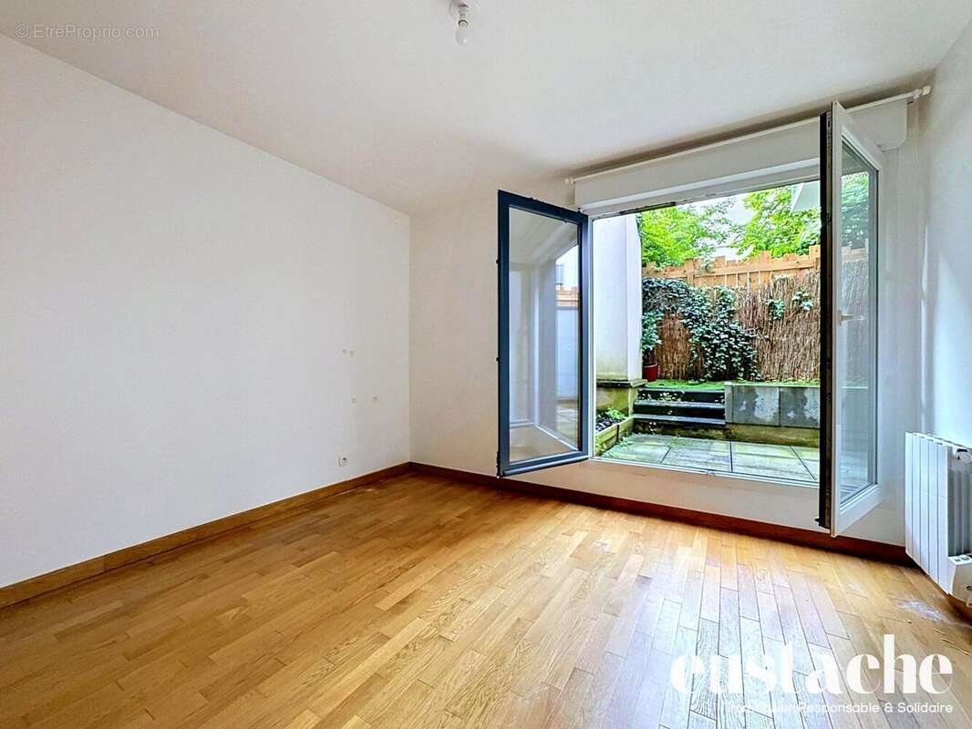 Appartement à ISSY-LES-MOULINEAUX