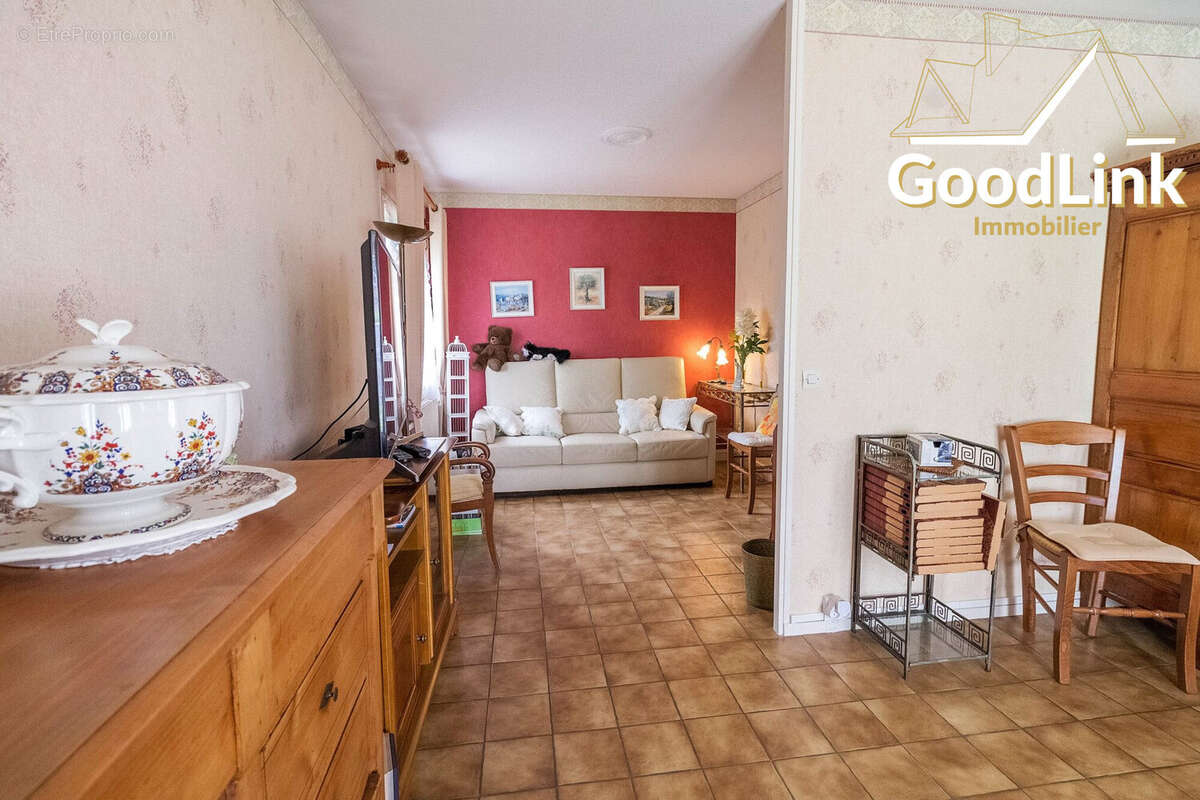 Maison 84 m² à Etrechy  - photo 4