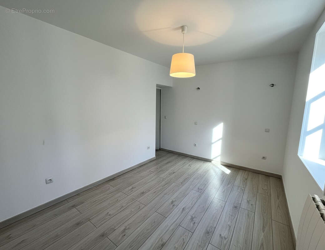 Maison à MALEMORT-DU-COMTAT