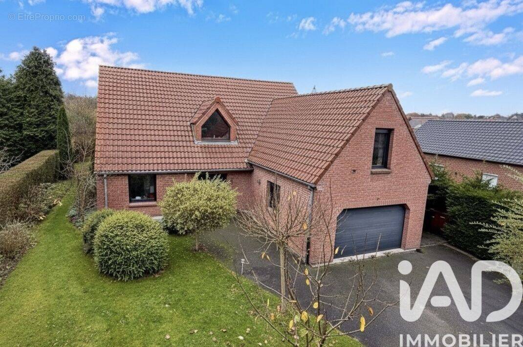 Photo 1 - Maison à CYSOING