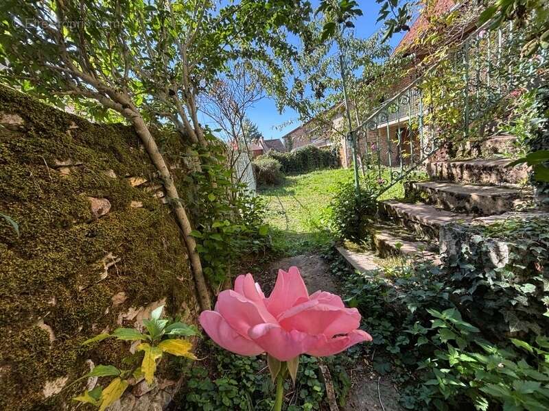 Maison à SAINT-GENGOUX-LE-NATIONAL