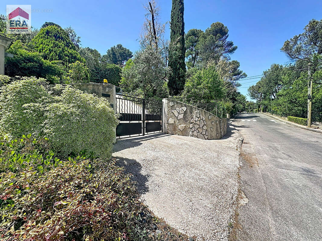 Maison à BOUC-BEL-AIR