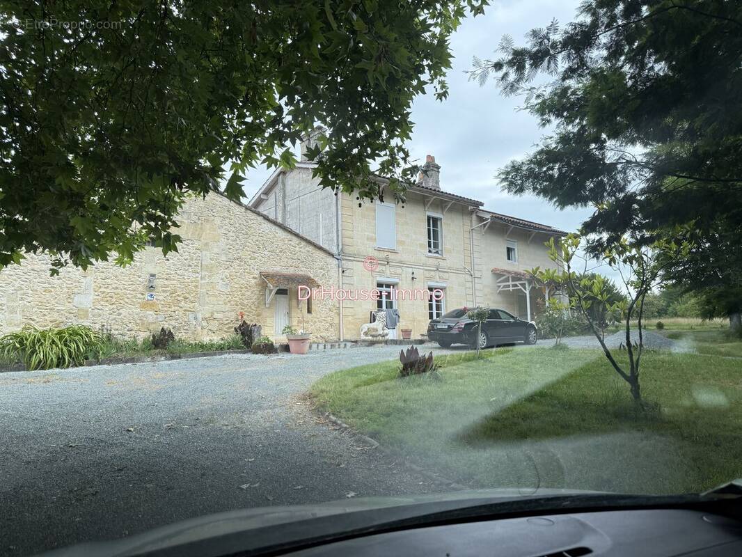 Maison à SALLEBOEUF