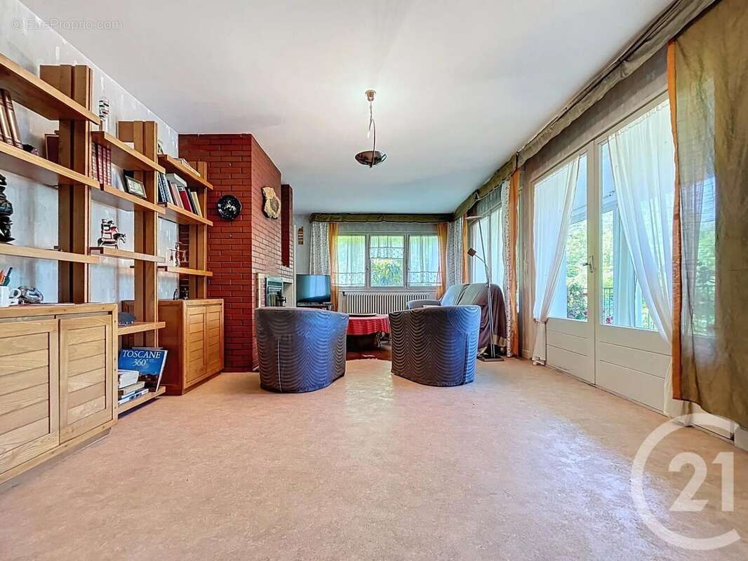 Maison à SAINTE-FEYRE