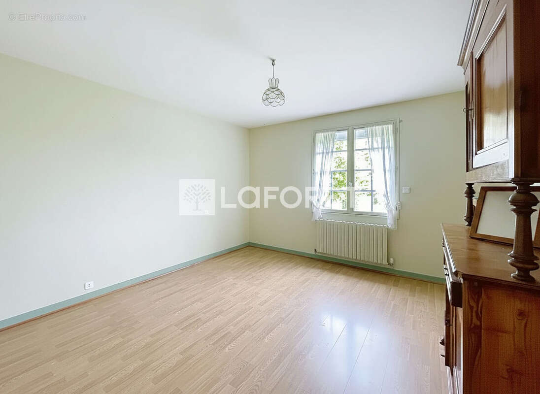 Maison Treal centre 4 chambres sur sous sol - photo 8