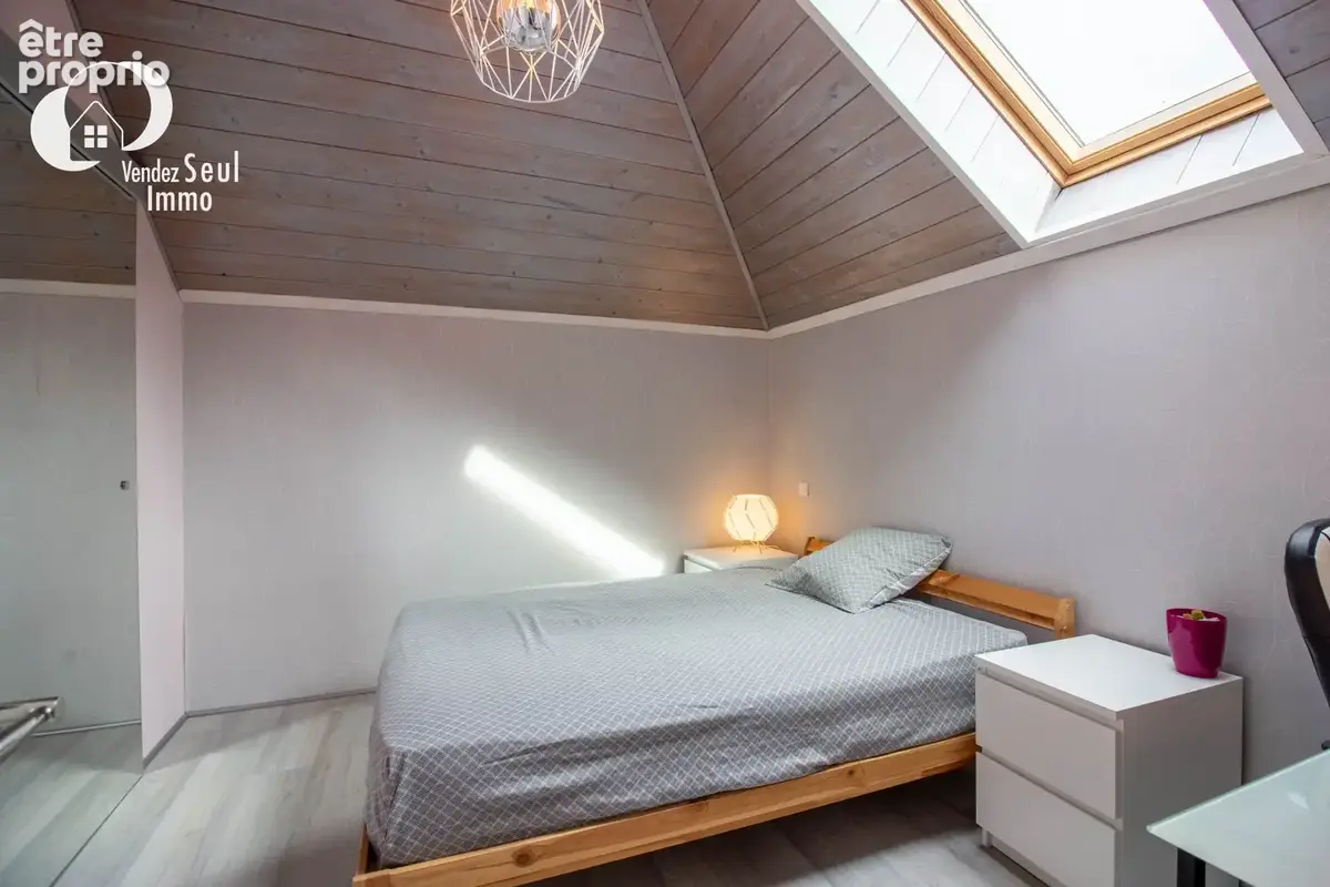 Maison 183,27 m2 - 6 chambres - Terrain 1169 m2 - photo 13