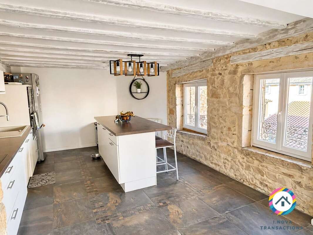 Appartement à VILLEFRANCHE-SUR-SAONE