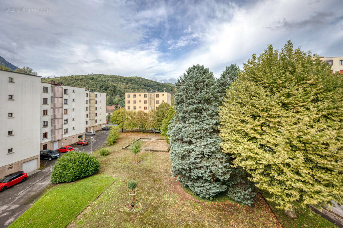 Appartement à VIZILLE