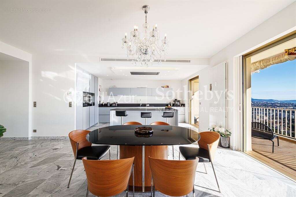 Appartement à CAGNES-SUR-MER