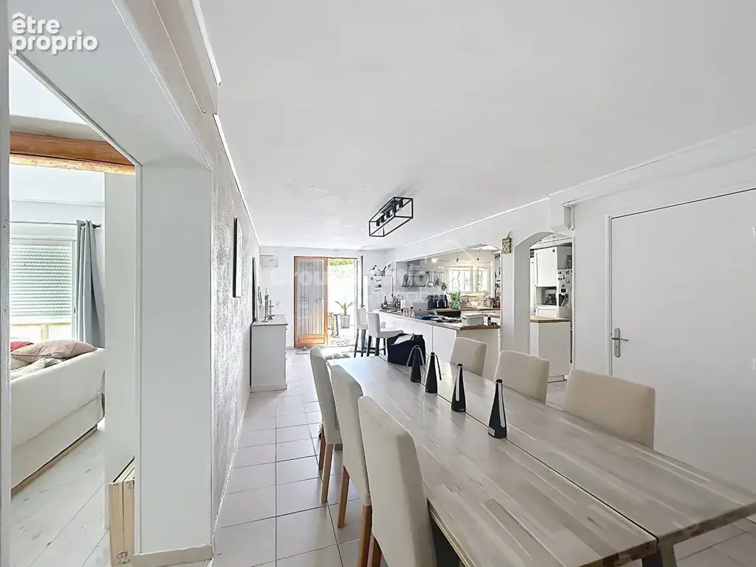 VÉDÈNE ?EXCLUSIVITE  Maison 146 m² ? 4 chambres ? Piscine ? Terrain 600 m² - photo 16