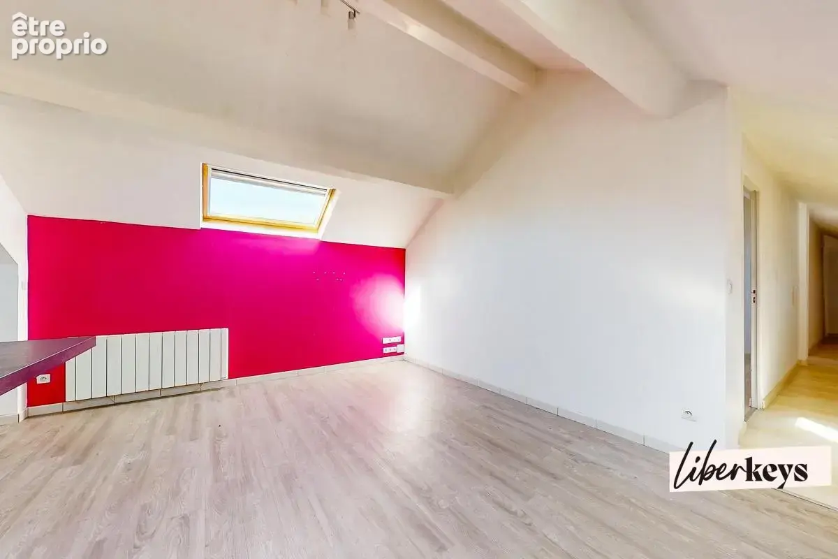 Vert-en-drouais - proche dreux  3 pieces 76 m2 - esprit maison, exterieur & grand garage - photo 2