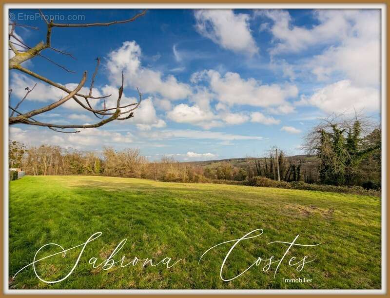 Terrain à SAINT-PIERRE-DE-BAILLEUL