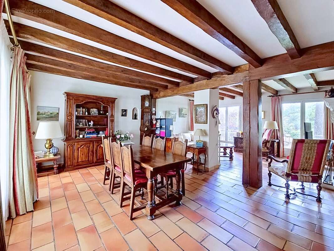 Maison à NOISY-LE-GRAND