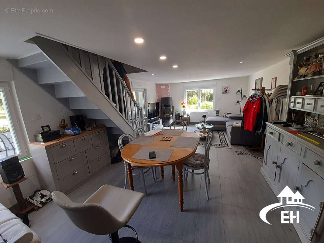 A vendre - maison de 72 m² - terrain de 2880 m² - photo 2