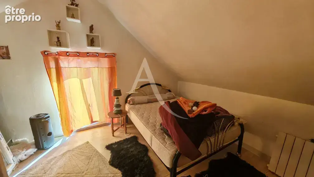 EN VENTE -   JOUET SUR L'AUBOIS Maison plain pied  2 chambres - photo 4