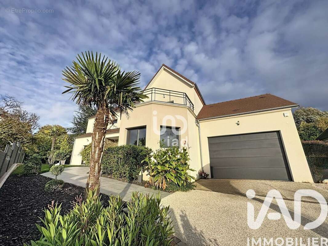 Photo 2 - Maison à SAINTRY-SUR-SEINE