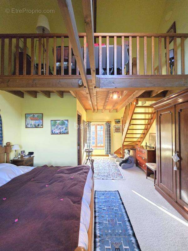 Maison de caractère - Volume, élégance et charme authentique - 182 m² - photo 12