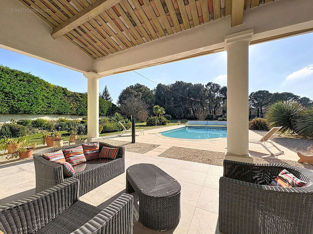 Maison à SAINT-CANNAT