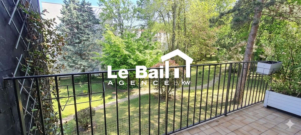 Appartement à SAINT-BRICE-SOUS-FORET