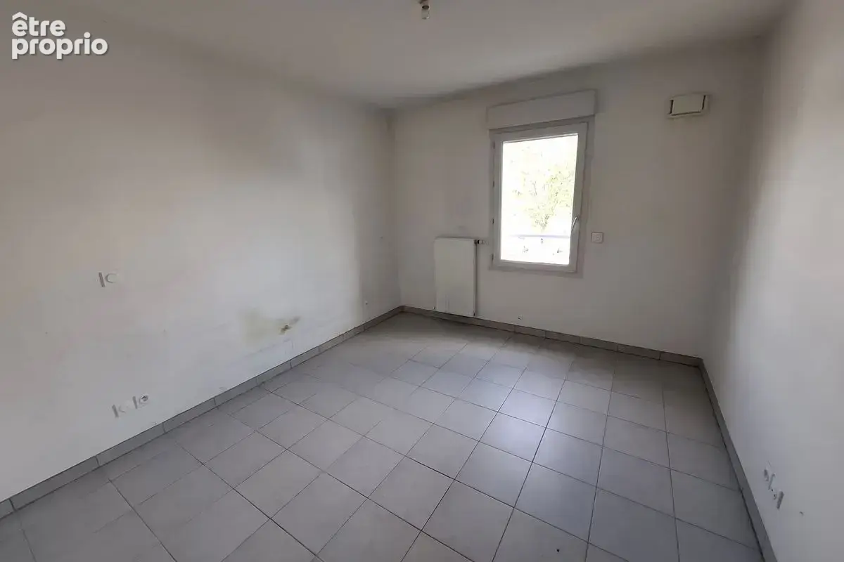 T2 de 45 m² à Oullins-Pierre-Bénite au prix de vente de 99 500 € - photo 3