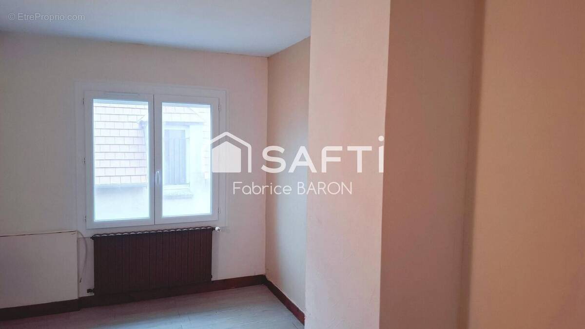 Photo 1 - Maison à PLEUMARTIN