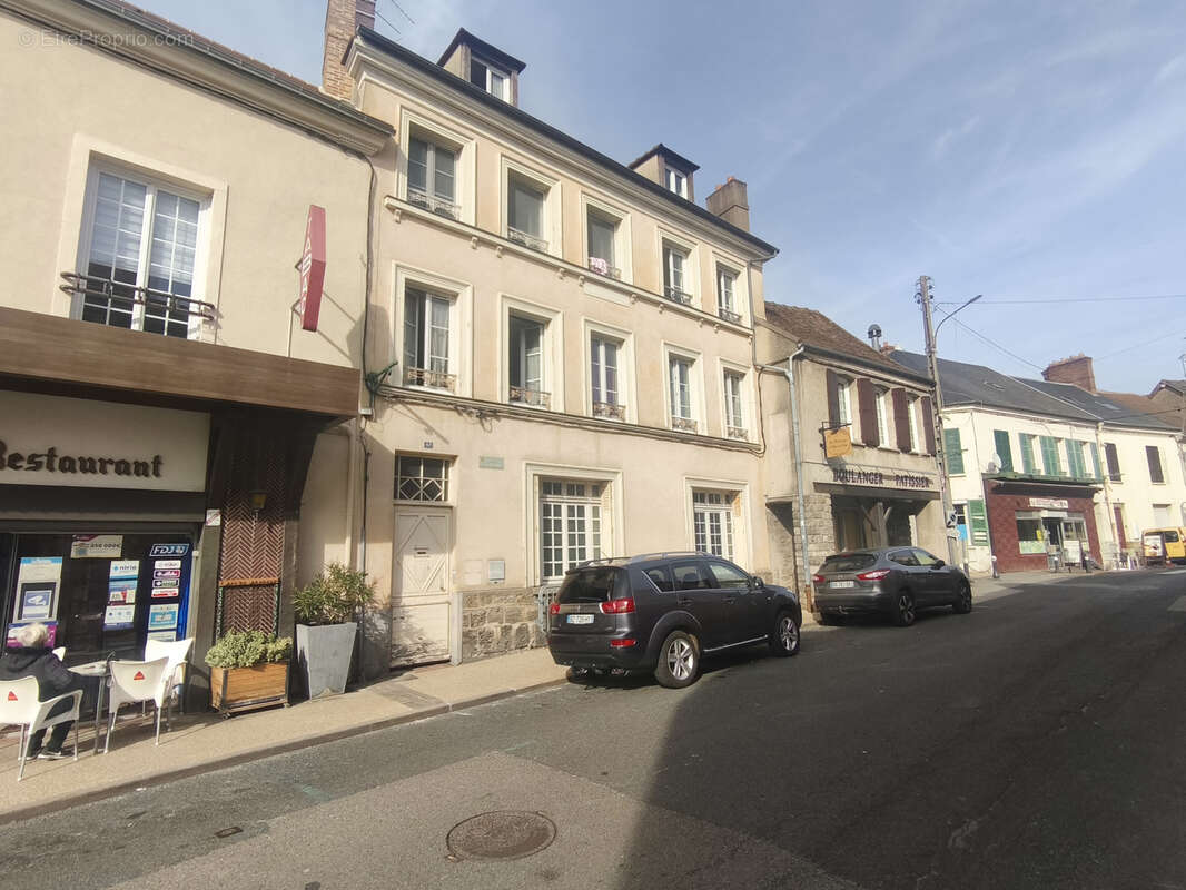 Appartement à SAINT-ARNOULT-EN-YVELINES