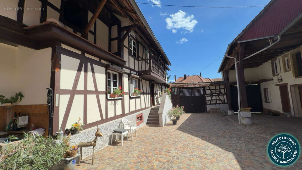 COUP DE CŒUR AU KOCHERSBERG — Authentique corps de ferme alsacien sur 14,93 ares - photo 19