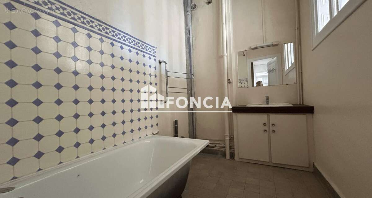 Appartement à SAINT-ETIENNE