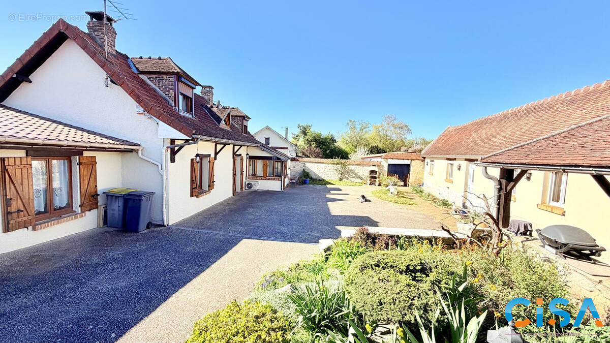 Maison à SAINT-MARTIN-LONGUEAU