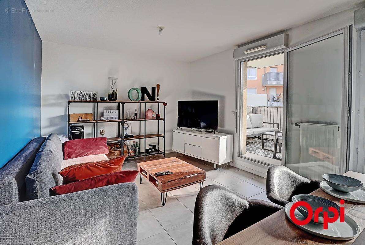 Appartement à RILLIEUX-LA-PAPE