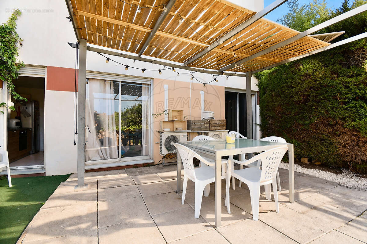 Appartement à SAINT-LAURENT-DU-VAR