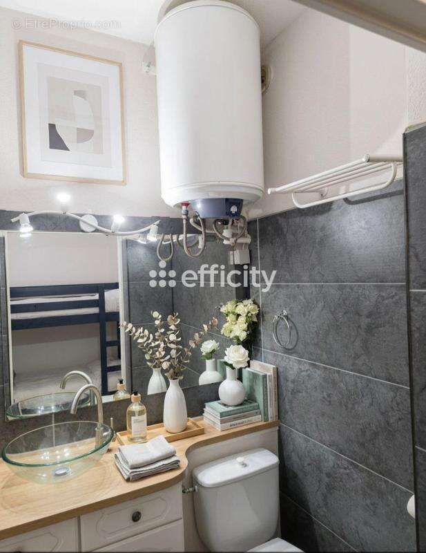 Appartement à GRIMAUD