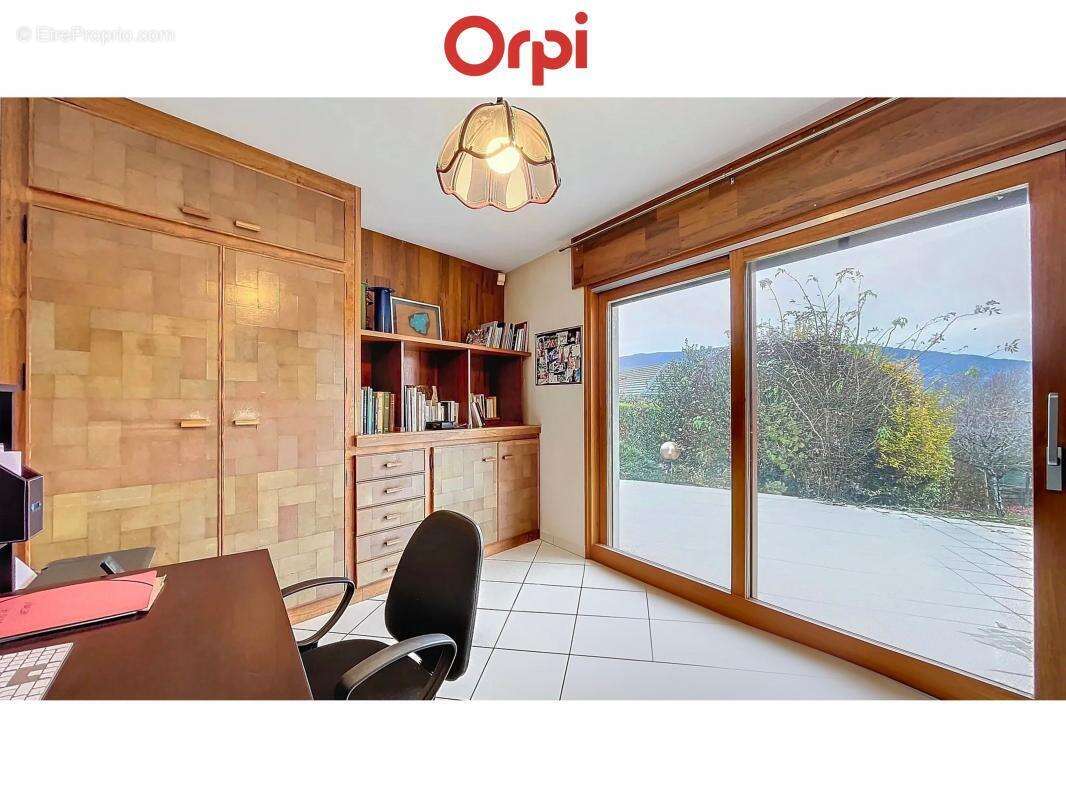 Maison à VETRAZ-MONTHOUX