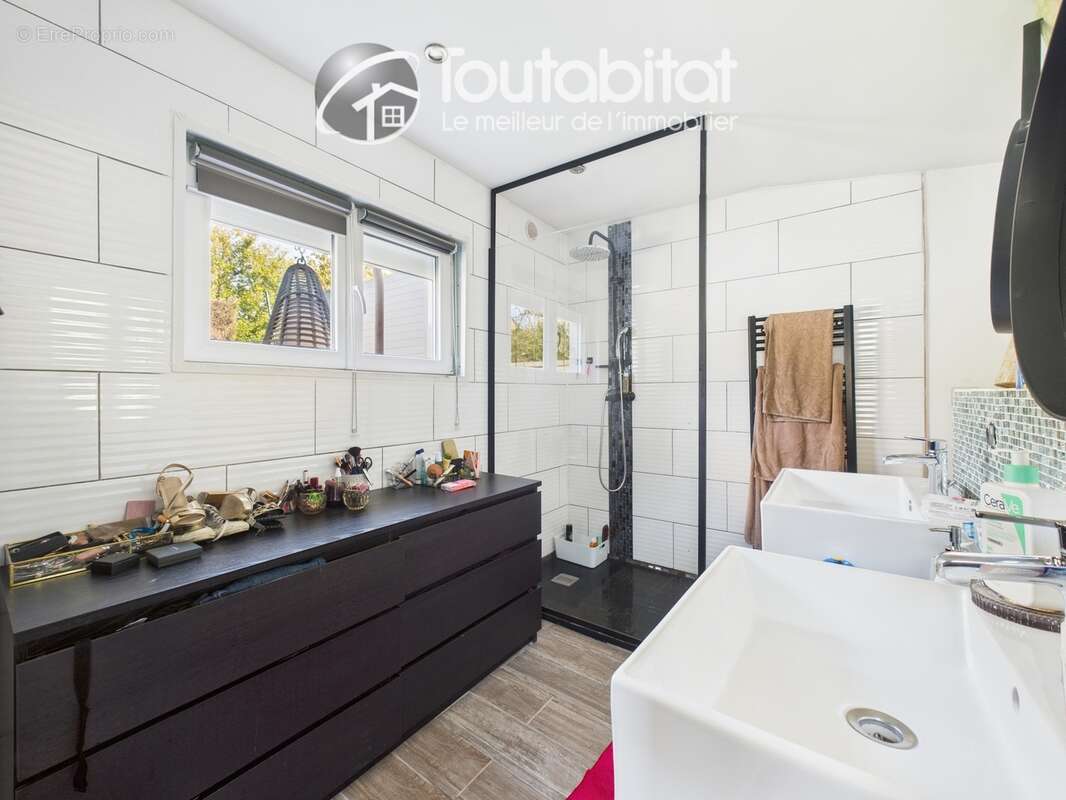 Maison à CHARLEVILLE-MEZIERES