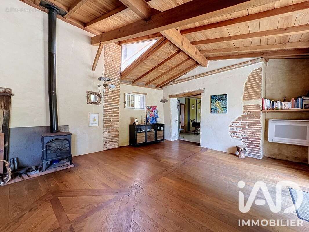 Maison 139 m² à Montesquieu-Volvestre  - photo 3