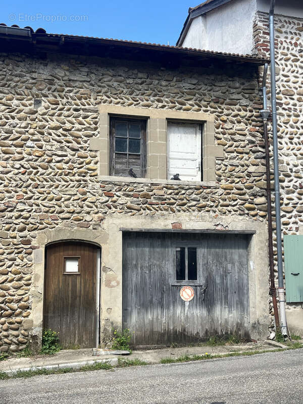 Maison à LE GRAND-SERRE