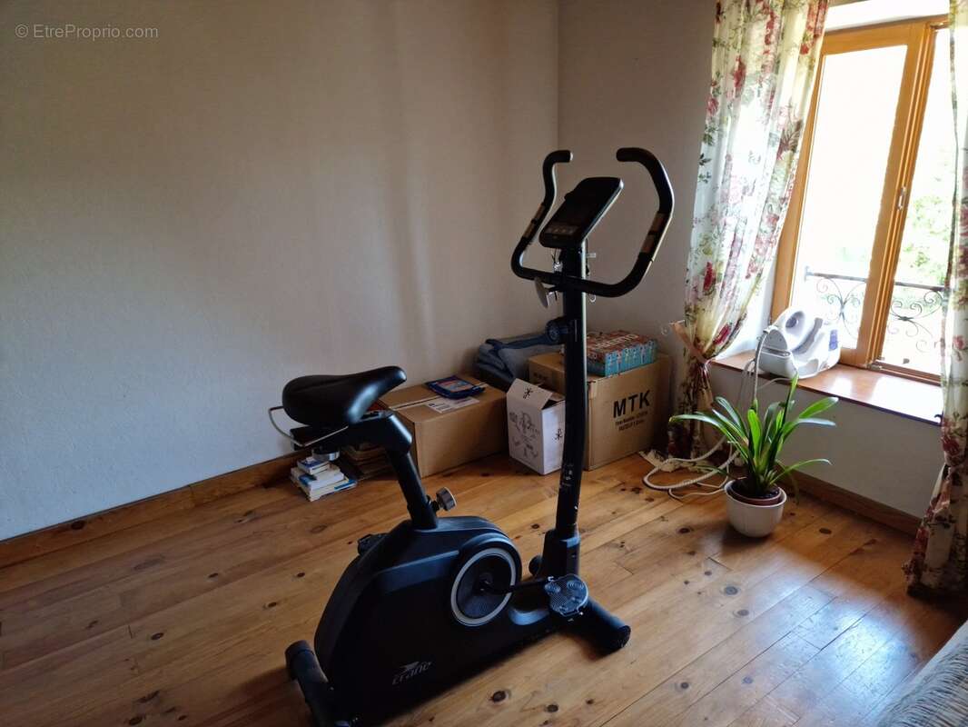 Dpt vosges (88), à vendre proche gerardmer - domaine - ferme rénovée t6 + 3 gites - spe investisseurs - photo 23