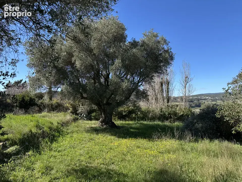 Terrain 250 m² à vendre à Le Castellet (83330) - photo 2