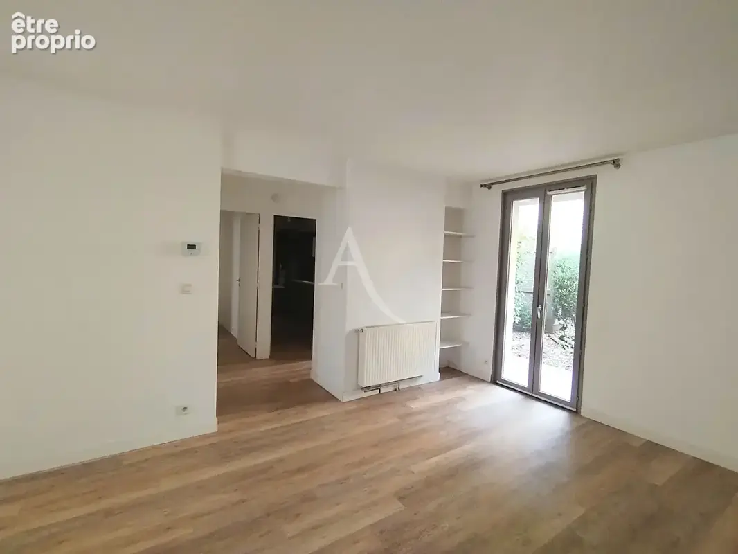 Appartement Saintes 4 pièces 82.30 m² - photo 2
