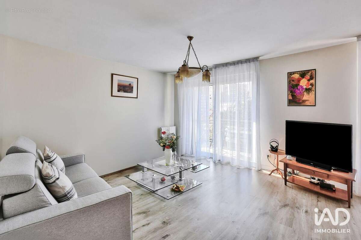 Photo 7 - Appartement à LYON-8E
