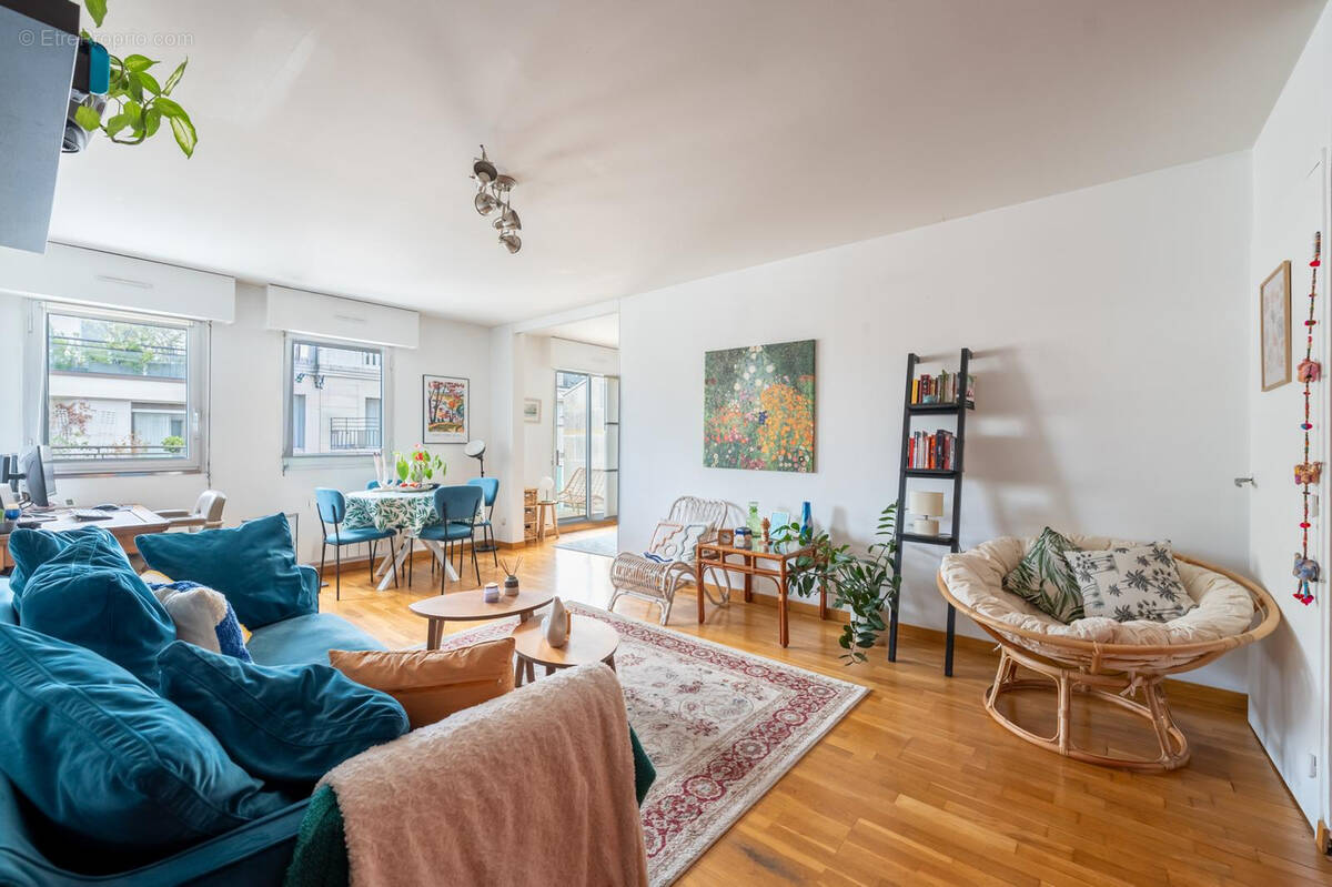 Appartement à LEVALLOIS-PERRET