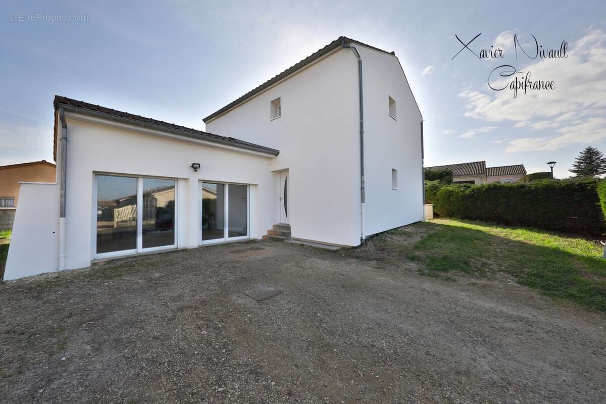 Maison à vendre 5 pièces proche de PONT DE VAUX (01) - photo 19