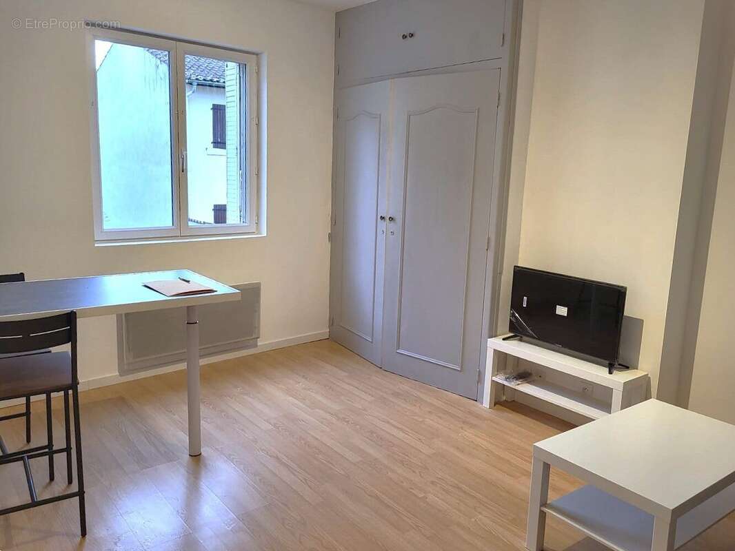 Immeuble à vendre | Aire sur l&#039;Adour | Studio étage - Appartement à AIRE-SUR-L&#039;ADOUR