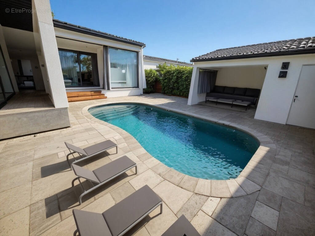 Maison à SAINT-GILLES