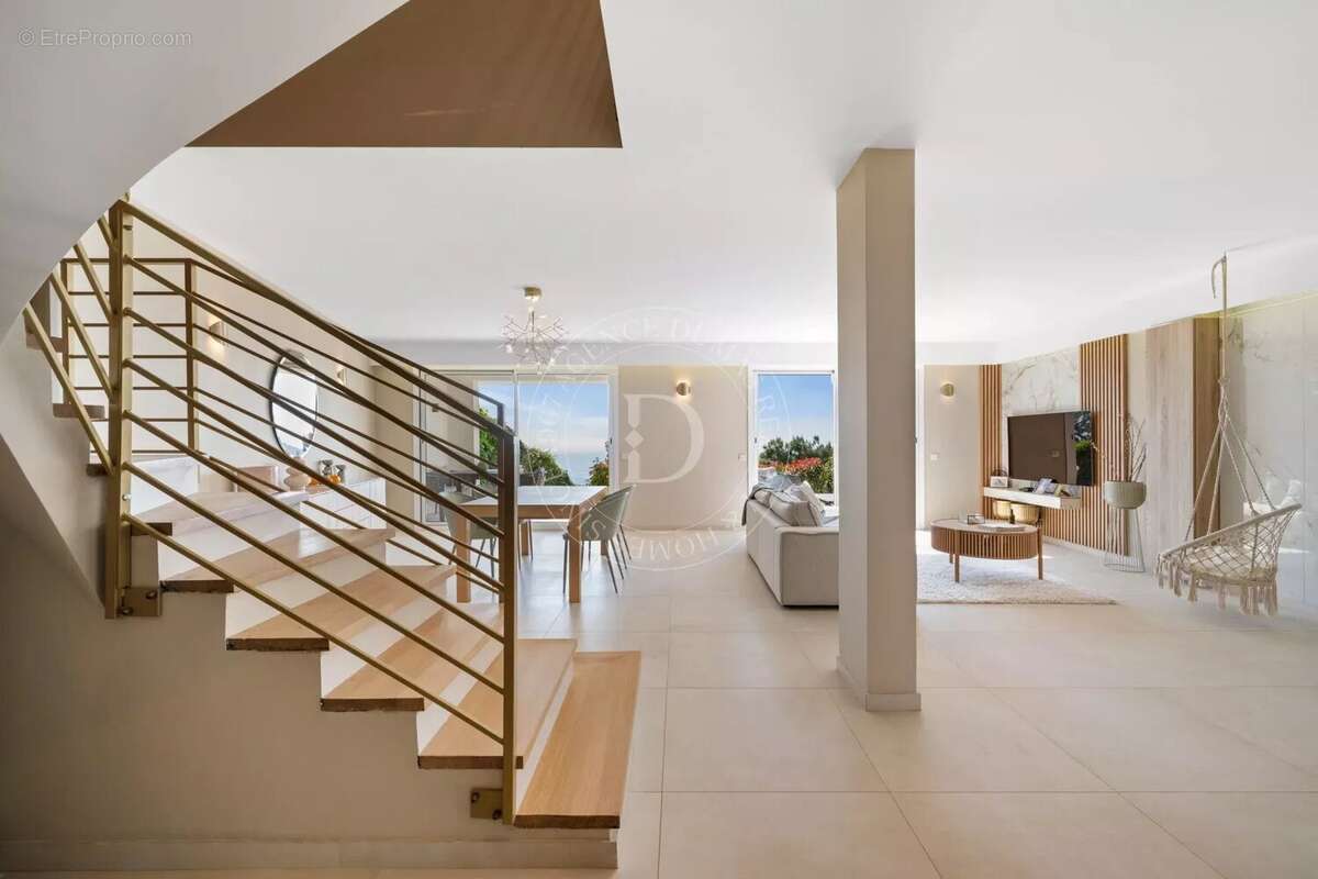 Appartement à VILLEFRANCHE-SUR-MER