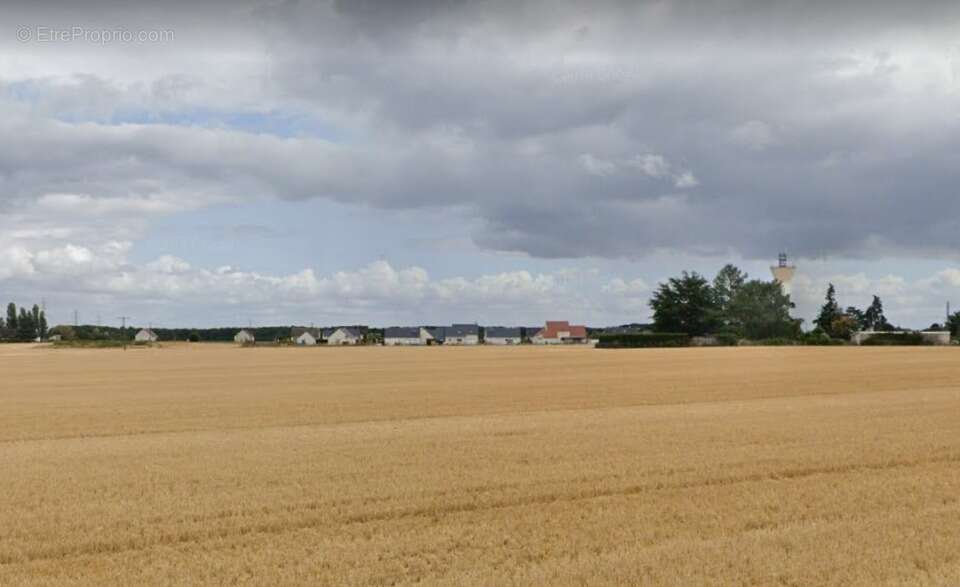 Terrain 287 m² à Druye  - photo 2